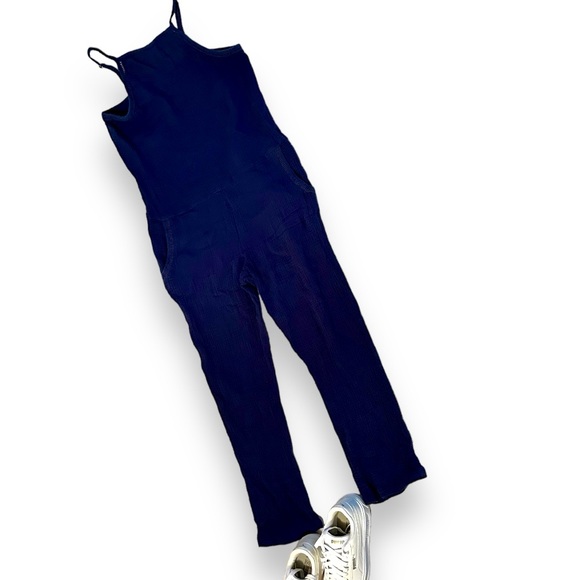💸⬇️🎉HOST PICK🎉*EUC* Cloth & Stone Women Blue Jumpsuit with Pockets | Size M - Picture 3 of 12
